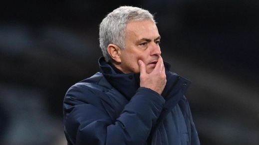 Mourinho polemico su Tottenham-Fulham: "Poco professionale rinviarla 4 ore prima"