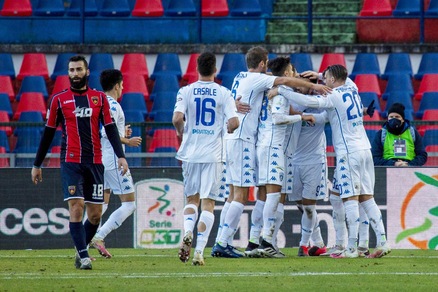 L'Empoli prende la vetta alla Salernitana, frena il Monza con Balotelli ko. Male Nesta