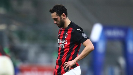 Milan Calhanoglu ko: a rischio per il Torino