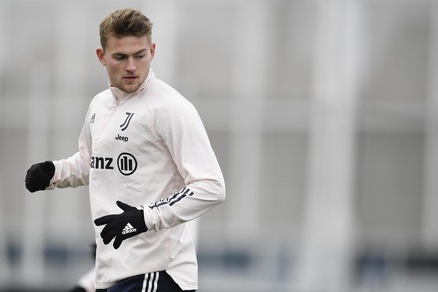 De Ligt positivo al Coronavirus: Juve in emergenza in difesa