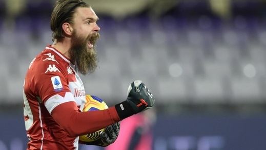 Dragowski para, Vlahovic segna: la Fiorentina stende il Cagliari