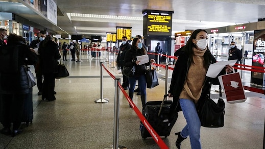 Termini, toglie la mascherina a una donna e la bacia: condannato