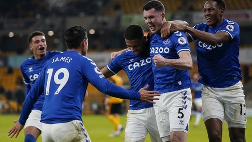 Ancelotti aggancia il Leicester al 3° posto. Pogba-gol, lo United stacca il Liverpool