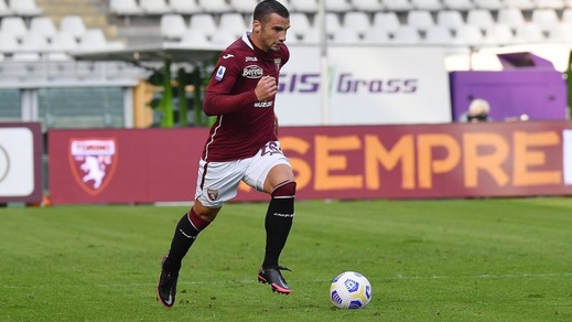 Crotone, sprint per Bonazzoli: al Torino gioca poco