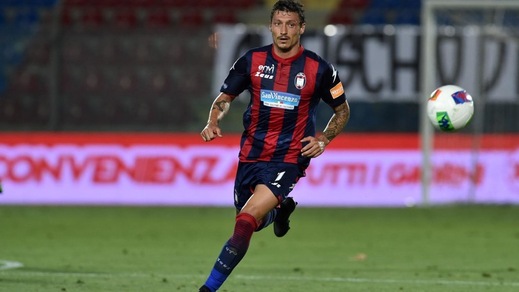 Crotone, ceduto Mustacchio all'Alessandria