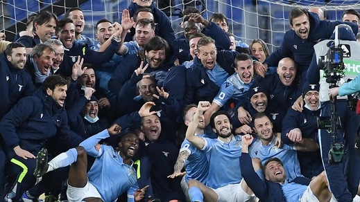 Lazio, festa dei tifosi sui social: “Ha vinto la squadra più forte e che Mago!