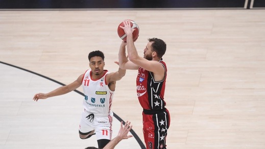Serie A, Milano spazza via Reggio Emilia 102-73. La Virtus Bologna vince ed è seconda