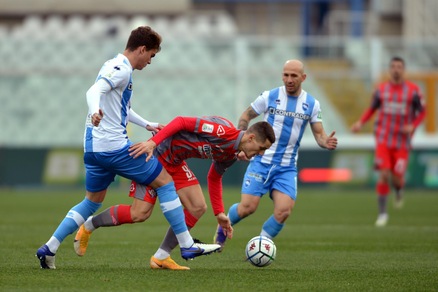 Pescara-Cremonese 0-2: Ciofani e autogol di Jaroszynski