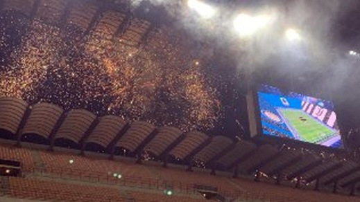 Inter-Juve, fuochi d'artificio a San Siro