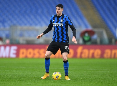 "Bastoni predestinato come Maldini. Ma per il rinnovo non è il momento"