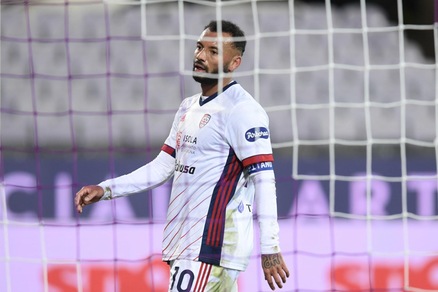 Cagliari, squadra in ritiro prima del Genoa