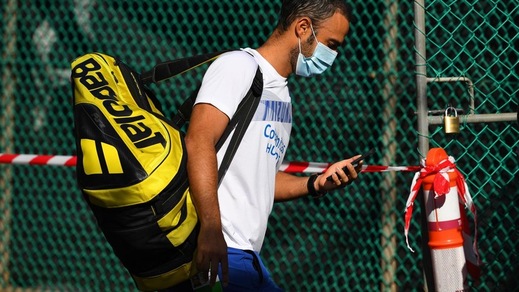 Australian Open, nuovo protocollo: allenamenti solo con una persona