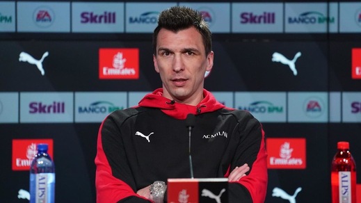 Mandzukic, conferenza di presentazione: "Milan, sono pronto"