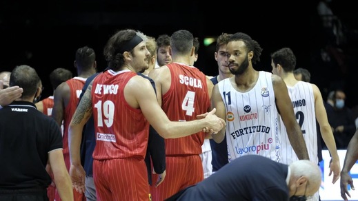 Varese-Fortitudo, è ufficiale: rinviata per Coronavirus