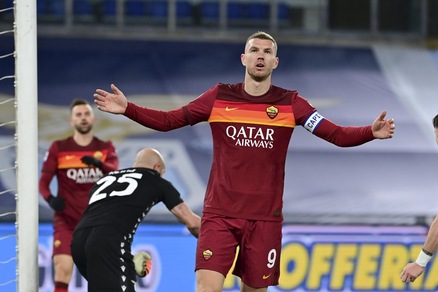 Dzeko, più di una mina vagante in una Trigoria da bonificare