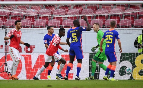 Bundesliga, il Lipsia cade a Magonza. Leverkusen ko senza Schick