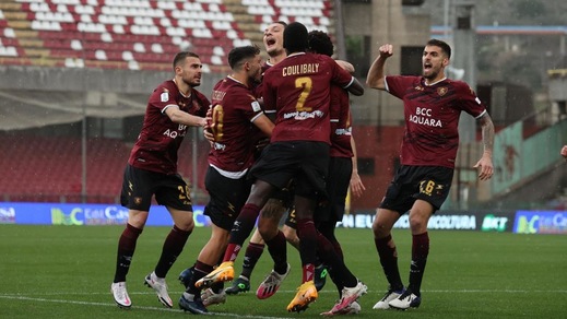 La Salernitana di Castori, la crisi di Breda e l'ultima curva all'Arechi
