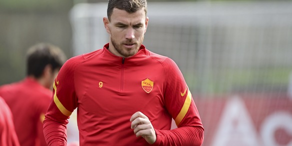 Roma, Mourinho incontra Dzeko e Mancini. Il giovane Tripi emozionato