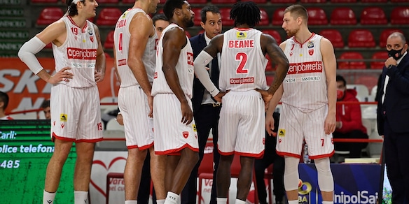 Varese, ancora 6 giocatori positivi al Coronavirus. In 7 sono guariti