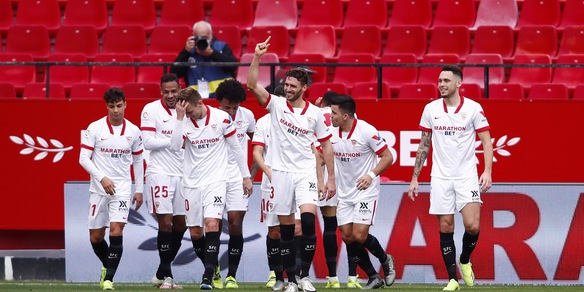 Il Siviglia attende Gomez e vola ai quarti di Coppa del Re: Valencia ko