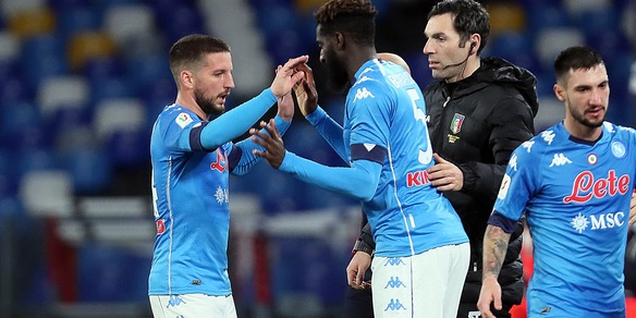 Infortunio Mertens, il Napoli ora è preoccupato