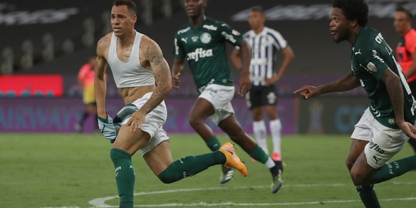 Libertadores, Palmeiras campione! Breno piega il Santos al 99'