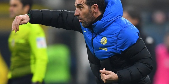 Inter, Stellini presta la voce a Conte: "Eriksen promosso, contenti di Sanchez"