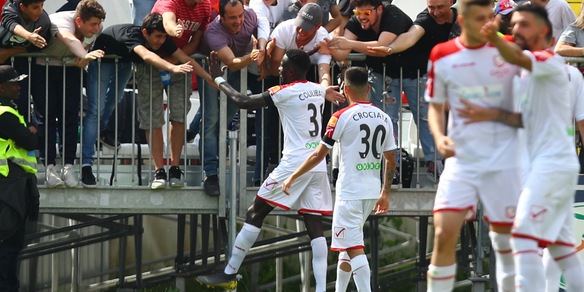 Carpi-Mantova 2-0. Eleuteri e De Sena a bersaglio