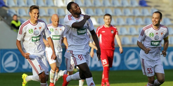 Como, dall'Indonesia arriva l'attaccante giramondo Castillion