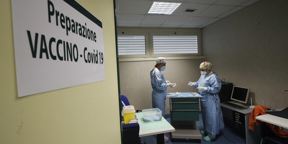 Coronavirus, accordo Regioni-Governo sul piano vaccinale