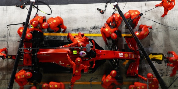 F1: per l'iscrizione Mercedes spende 4.4 milioni di dollari, Ferrari meno di un terzo