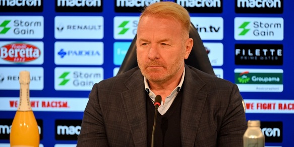 Tare aggredito da un pitbull: morto uno dei suoi cani