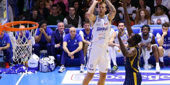 Olimpia Milano, rinforzo dalla A2: ecco Jakub Wojciechowski