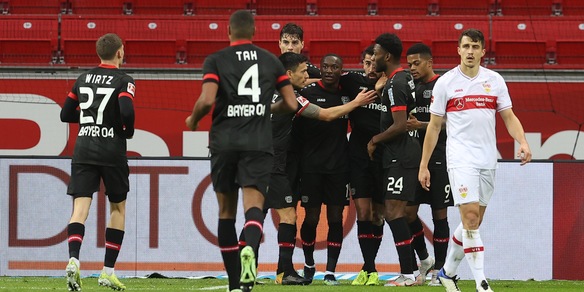 Bundesliga, vince il Leverkusen di Schick. Dortmund ko