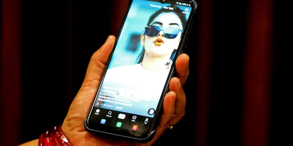 Clubhouse, stop dalla Cina: censurati i dibattiti politici