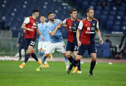 Il Cagliari alza il muro con Godin e Rugani