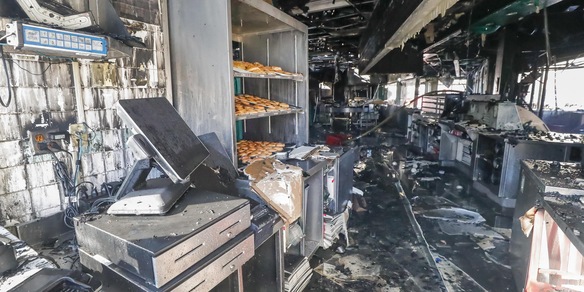 Shaquille O'Neal, in fiamme il negozio di Donuts