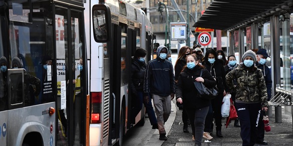 Lazio, voucher taxi: al via quelli gratuiti per insegnanti e personale ATA