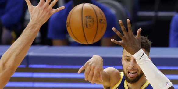 Nba, Portland piega Philadelphia. Curry trascina Golden State