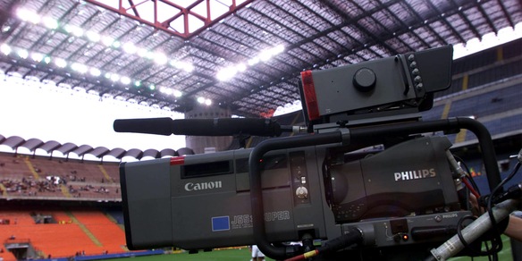 Diritti tv Serie A: 95 offerte dall'estero