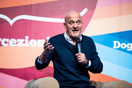 Claudio Bisio: "Sono positivo al Covid, ma sto bene"