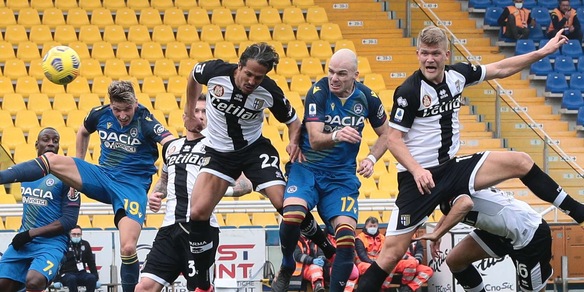 Parma-Udinese 2-2: un tempo a testa per D'Aversa e Gotti, che pareggia in rimonta