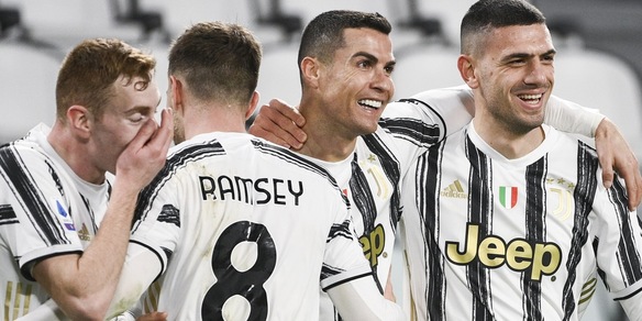 Juve-Crotone 3-0: Ronaldo show, McKennie sigilla