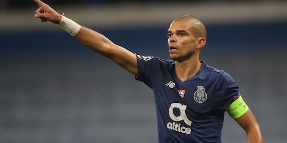 Pepe, rivelazione clamorosa: "A 17 anni dormivo con mia madre"