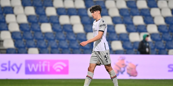 Bologna, Hickey va ko: le condizioni del terzino