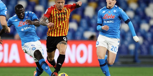 Napoli-Benevento 2-0 tabellino: sintesi, statistiche e marcatori