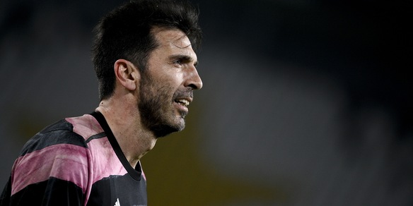 Juve, Buffon sul ritiro: "Al massimo per giugno 2023"