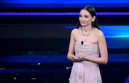 Alessia Bonari, a Sanremo incanta l'infermiera simbolo della lotta al Covid