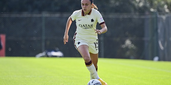 Una Roma distratta inciampa a Verona, attesa per Juve-Milan