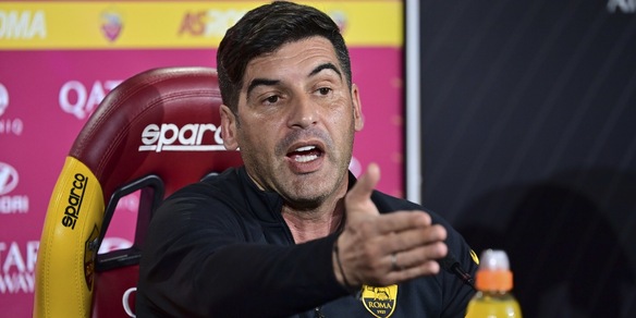 Fonseca: "Troppi infortuni, bisogna giocare di meno. Titolari Pedro e Smalling"